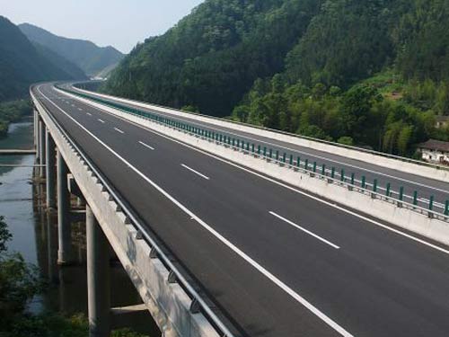 跨大廣高速波形鋼結(jié)構(gòu)橋梁