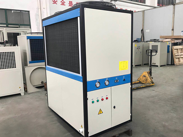 油冷機廠家什么樣的環(huán)境下工作